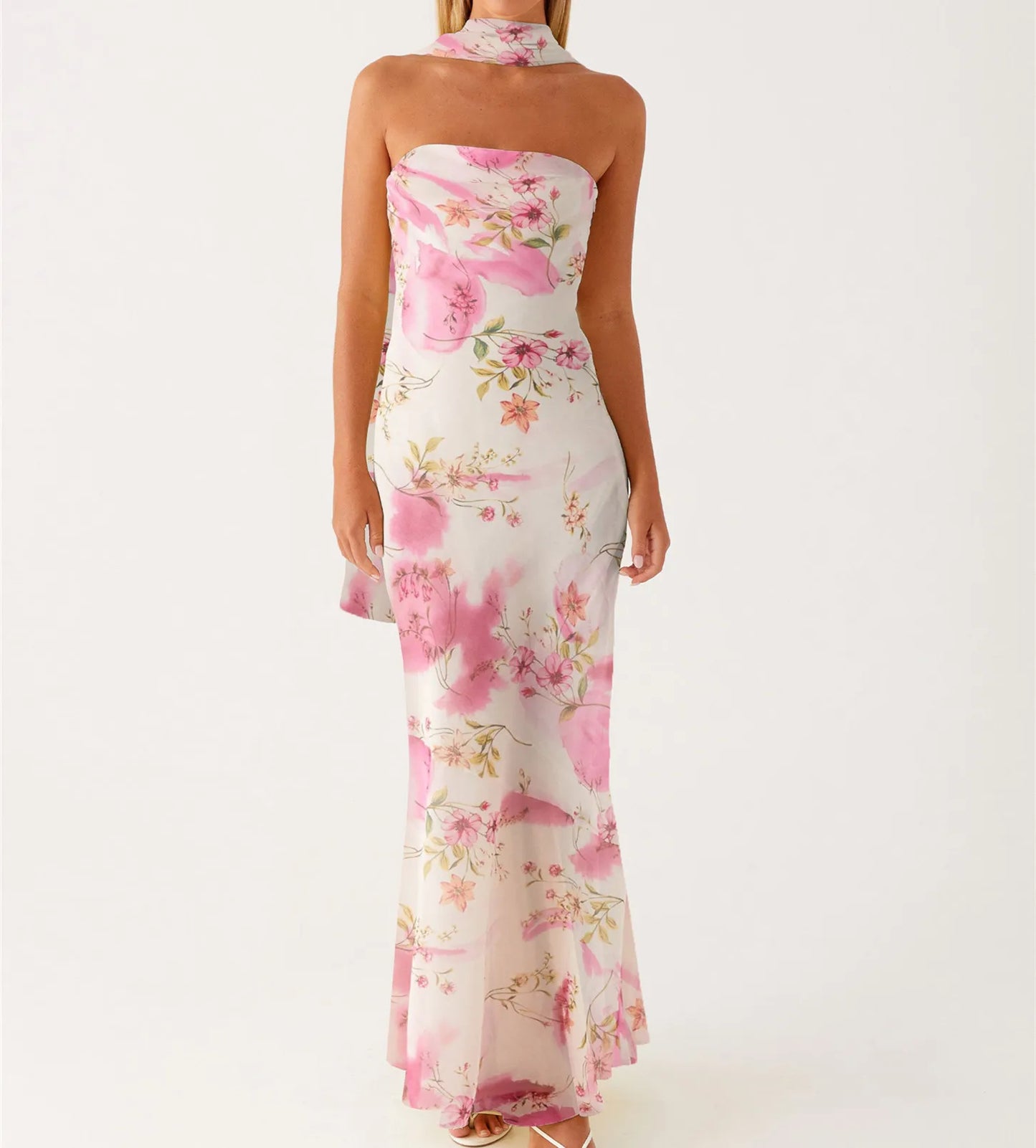 Mini vestido tubo para las noches de verano