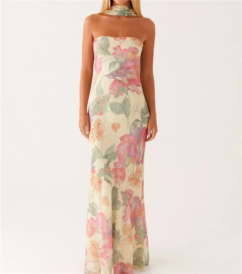 Mini vestido tubo para las noches de verano