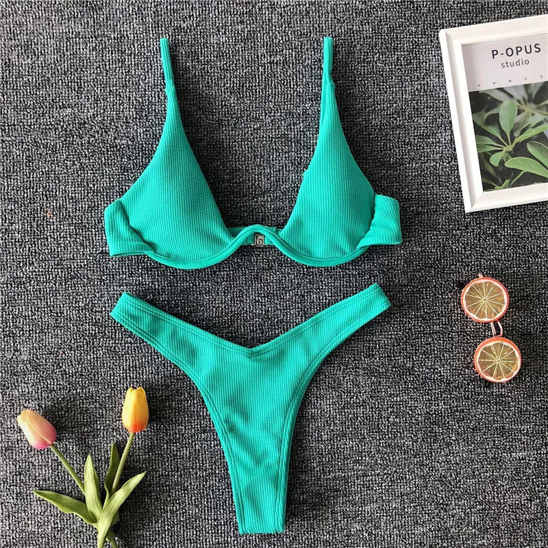 Conjunto de bikini con escote en V – Colección de verano
