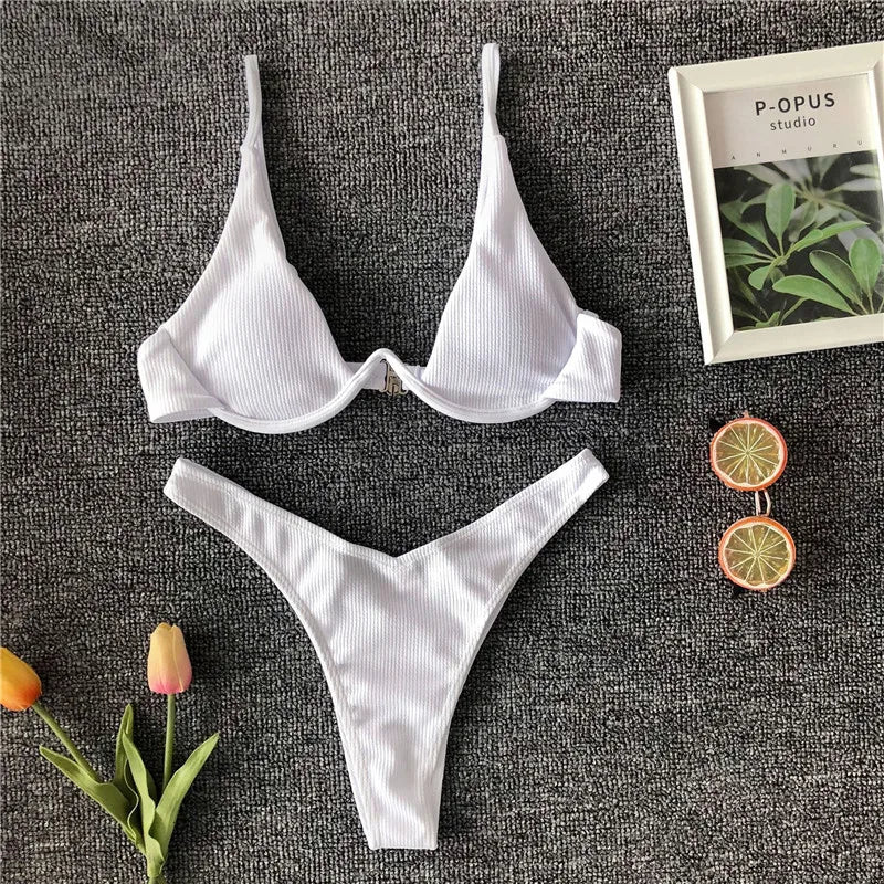 Conjunto de bikini con escote en V – Colección de verano