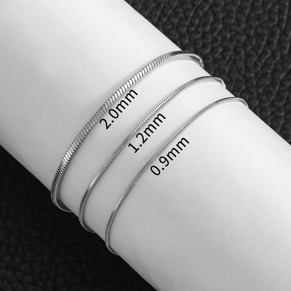 Pulsera de serpiente sencilla para hombre