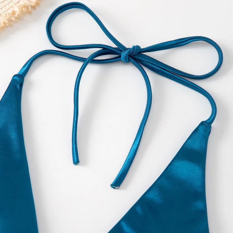 Bikini brasileño de satén para ella