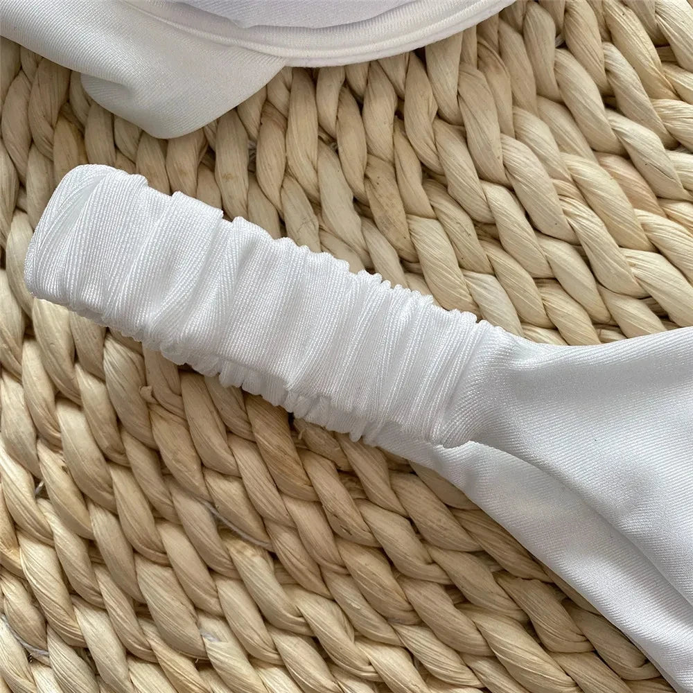 Bikini estilo brasileño hecho para chicas de playa españolas
