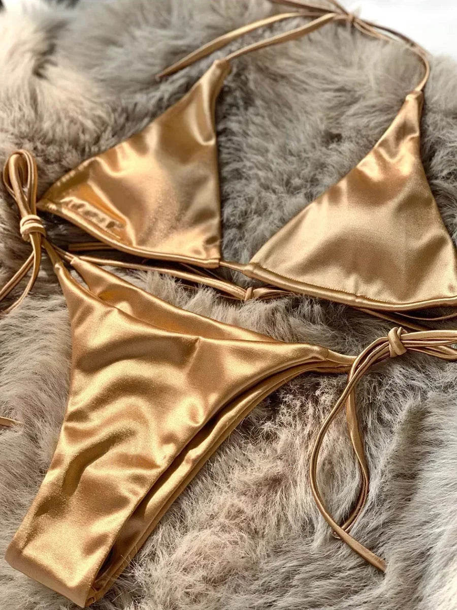 Bikini brasileño de satén para ella