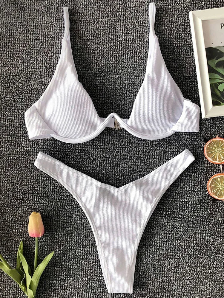 Conjunto de bikini con escote en V – Colección de verano