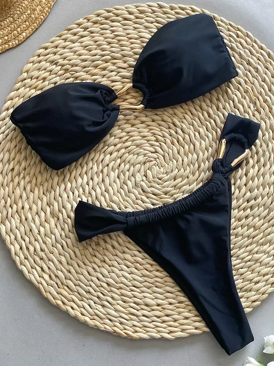 Bikini con anillos de metal para mujer