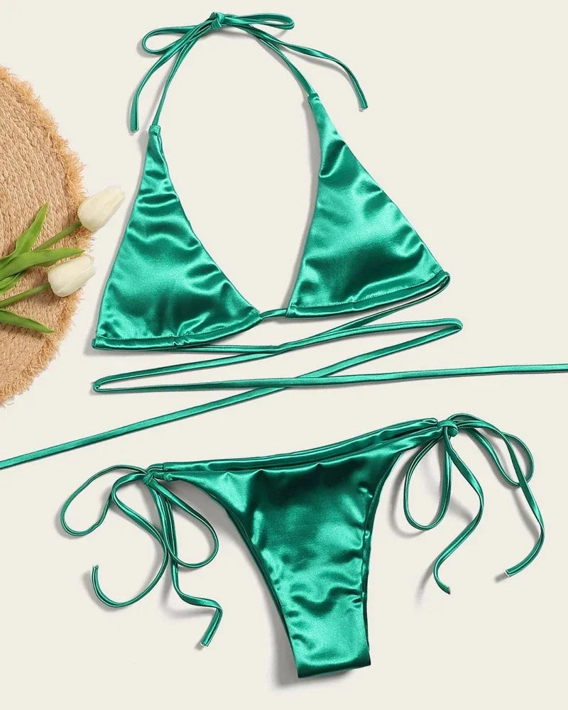 Bikini brasileño de satén para ella